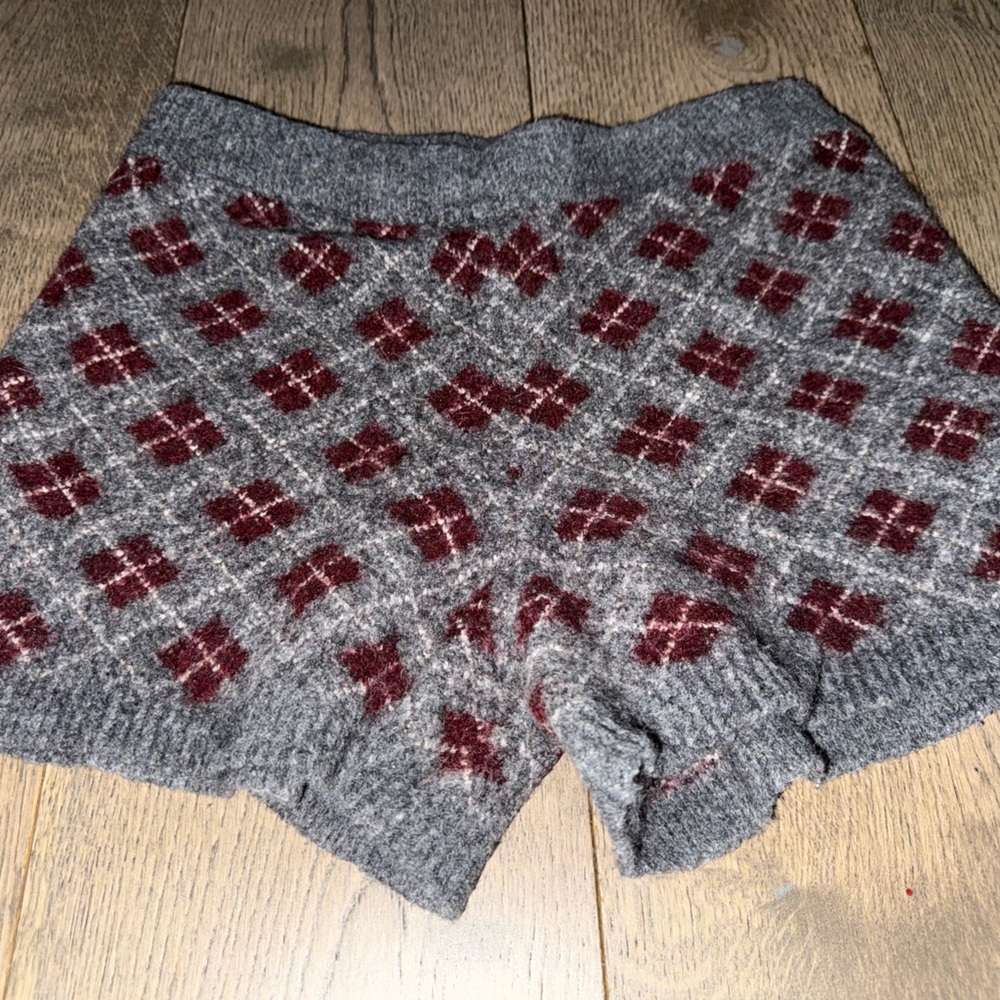 Zara Gray and Burgundy Knit Sweater Shirts Size L